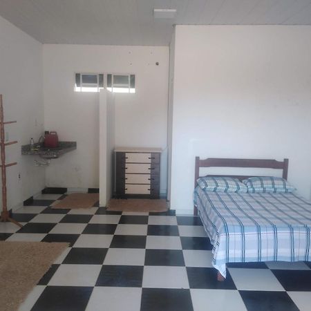 Appartement QUARTO INDIVIDUAL independente lado praça central de chapada à Chapada dos Guimarães Extérieur photo